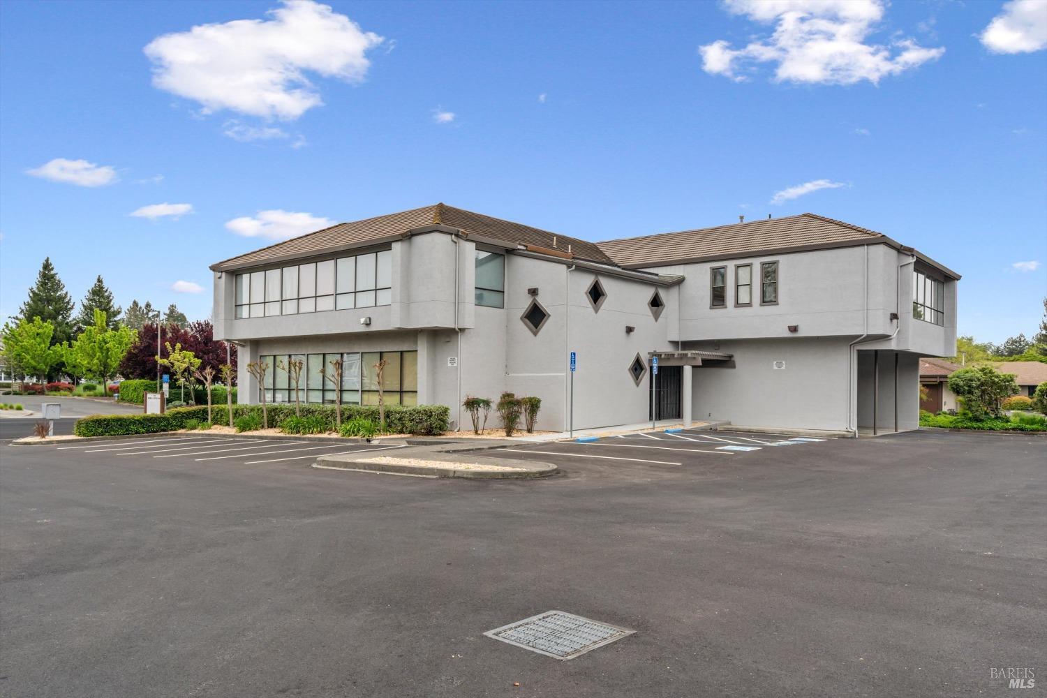 1370 Medical Center Dr, Rohnert Park, CA for Sale