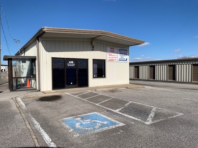 418 Tiny Town Rd, Clarksville, TN for Rent