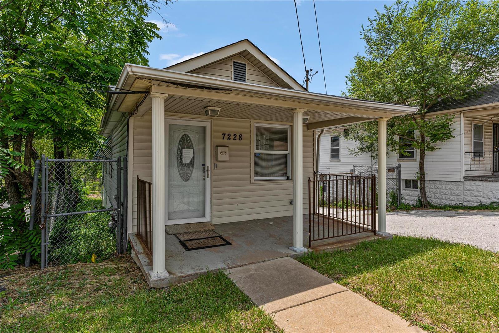 7228 West Florissant Ave, Jennings, MO for Sale