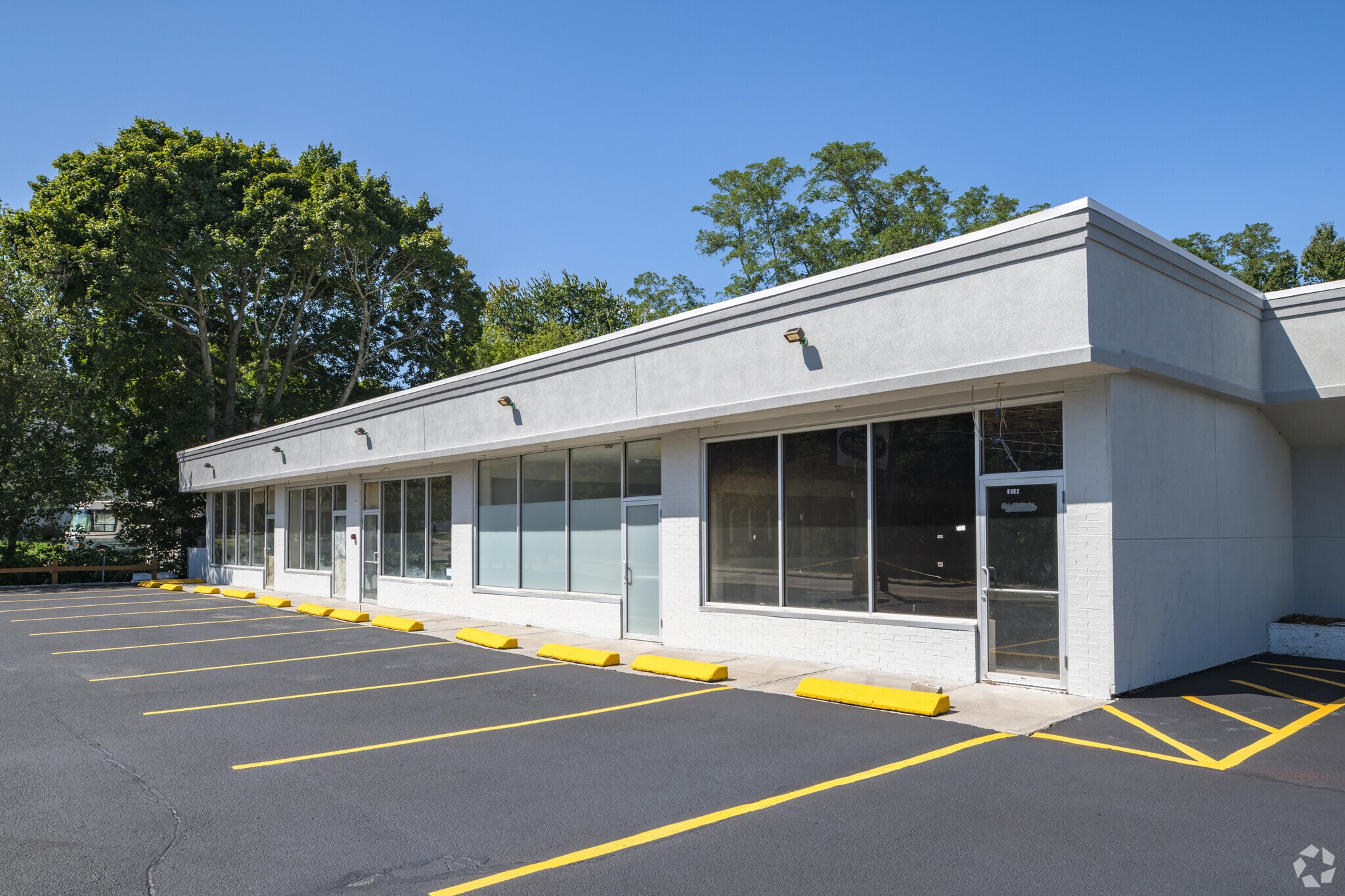 1237-1247 W Shore Rd, Warwick, RI for Rent