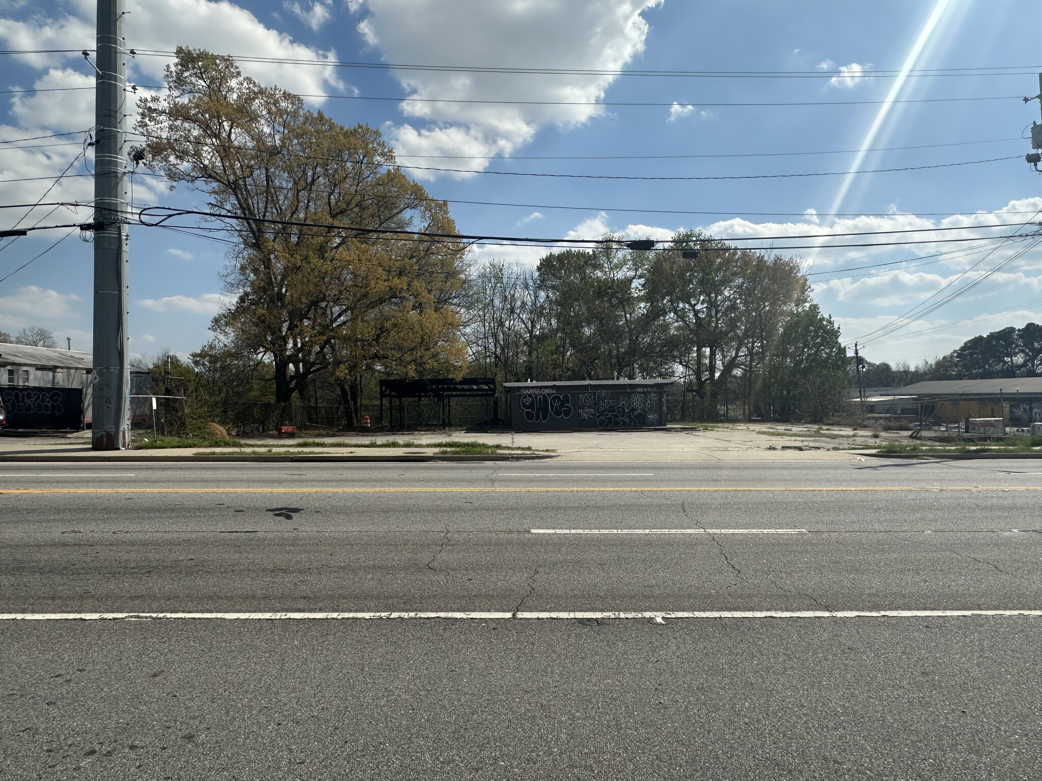 1050 Donald Lee Hollowell Pky NW, Atlanta, GA for Sale