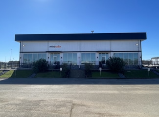 15102 I-45 15,386 SF FLEX / RETAIL SPACE 15102 I-45 15,386 SF FLEX / RETAIL SPACE