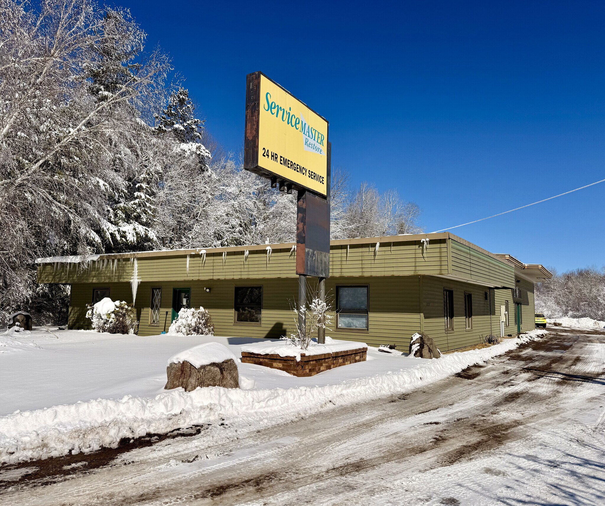 5696 US-8 BUS, Rhinelander, WI for Sale