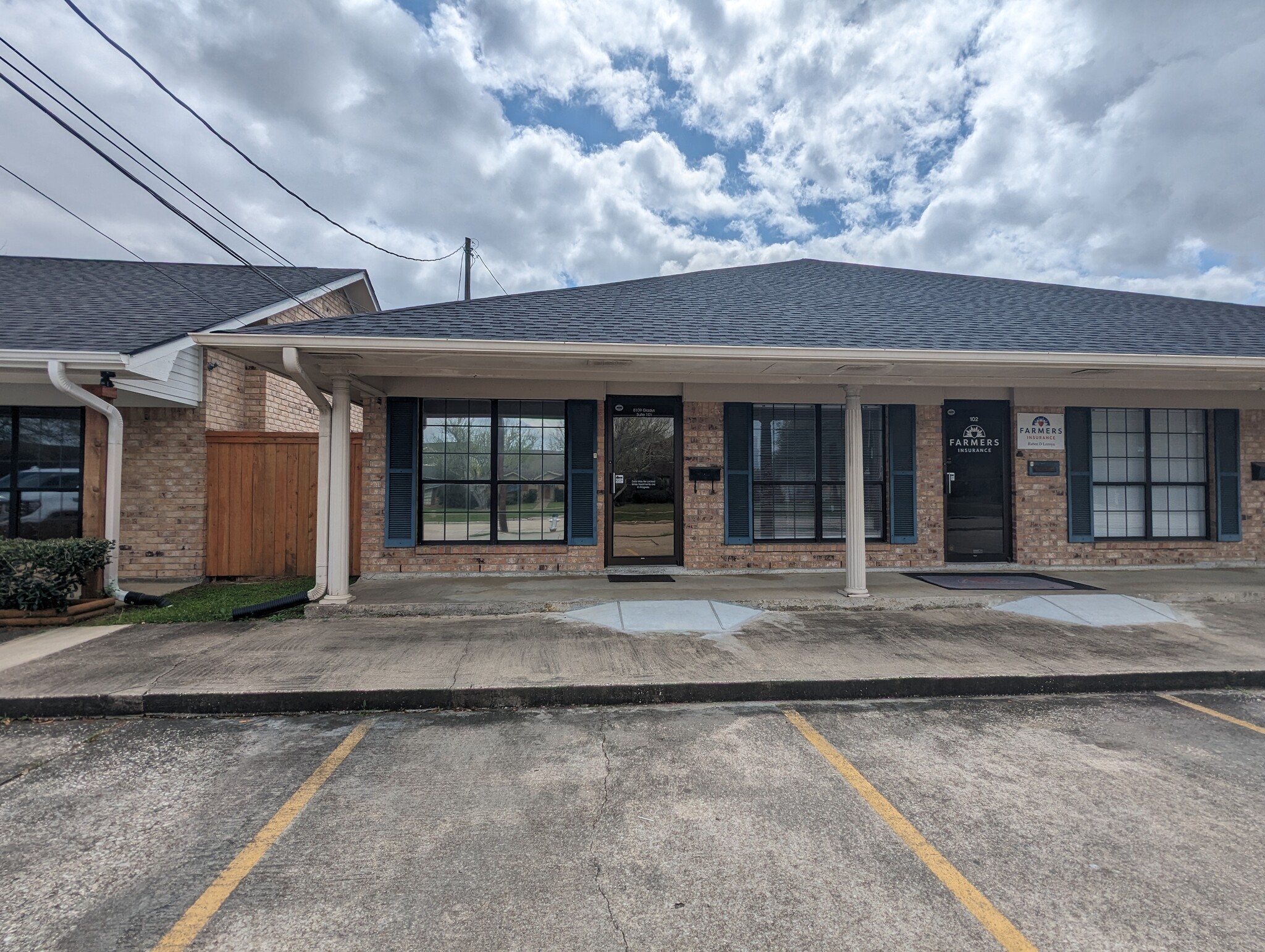 8109 Gladys Ave Beaumont, TX 77706 Office Property for Lease on