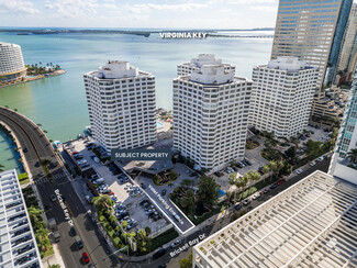 Miami, FL Apartments - 801 Brickell Bay Dr