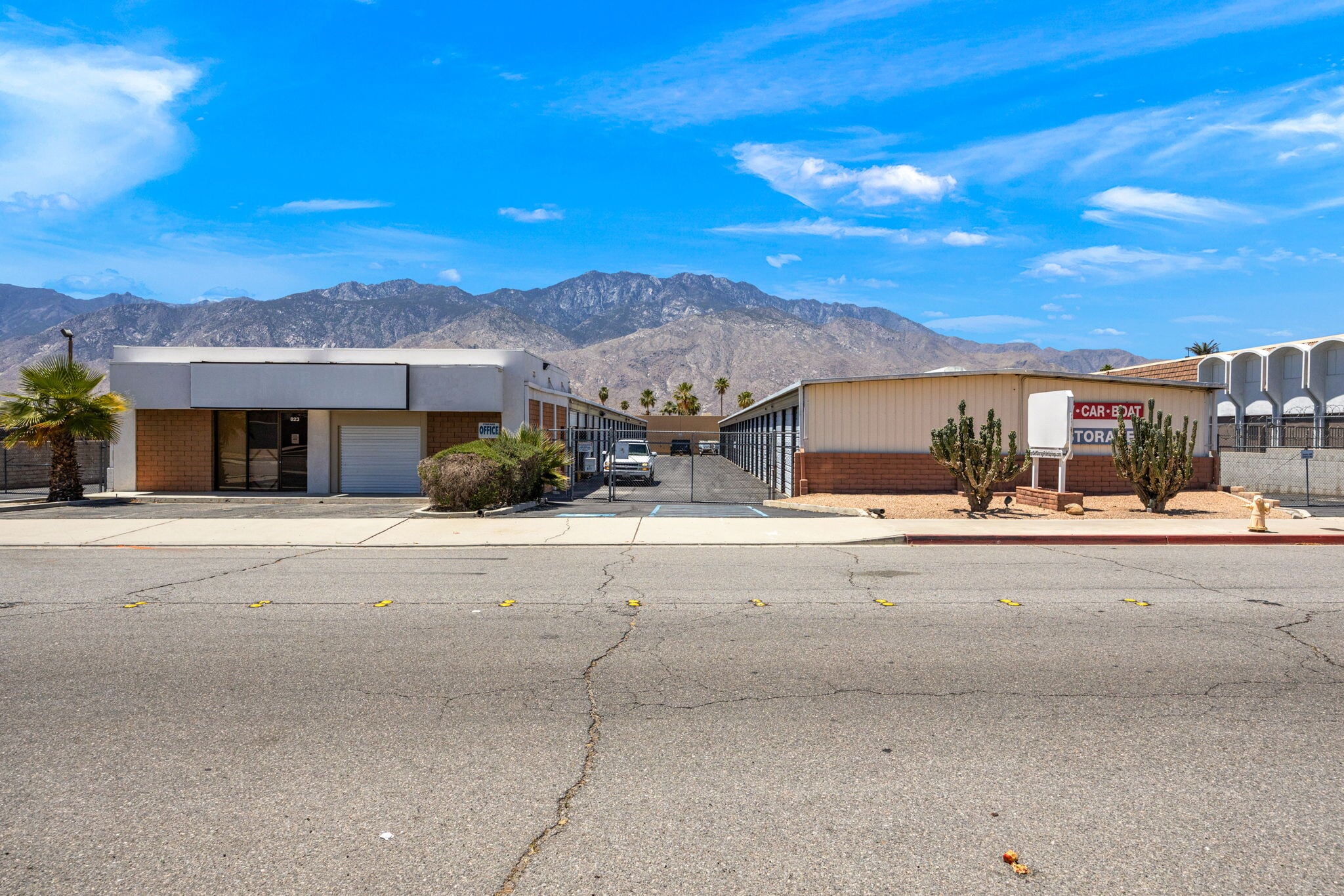 811-823 S Williams Rd, Palm Springs, CA for Sale