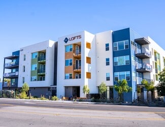 Vista, CA Apartments - 1559 N Santa Fe Ave