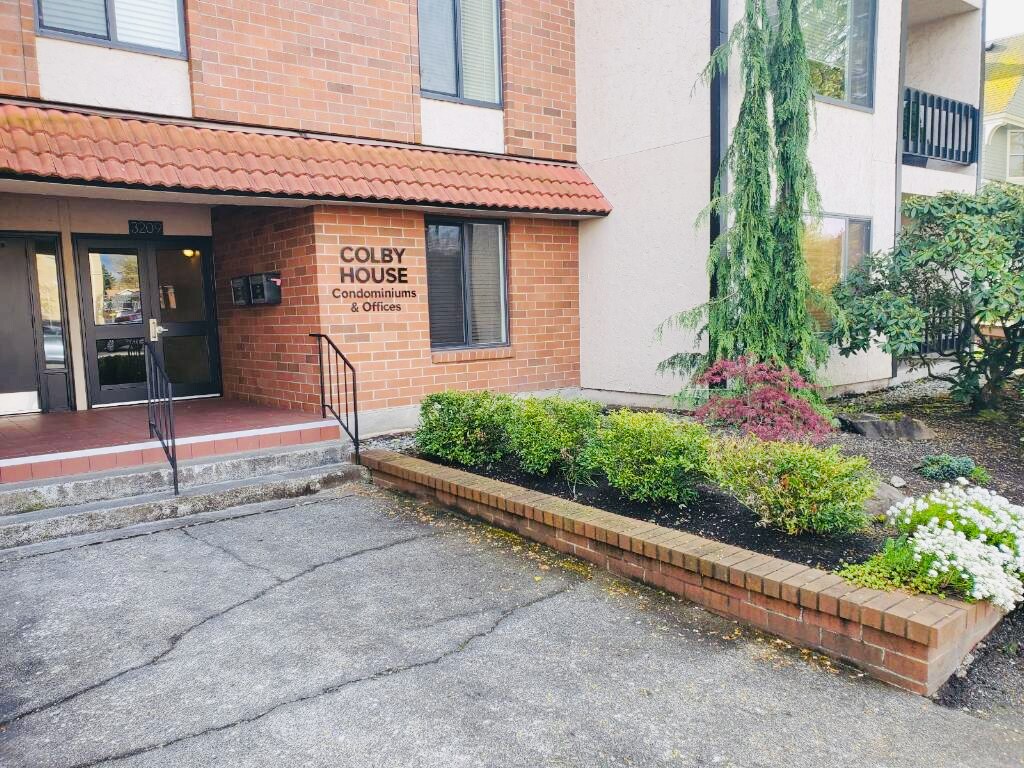 3209 Colby Ave, Everett, WA for Rent