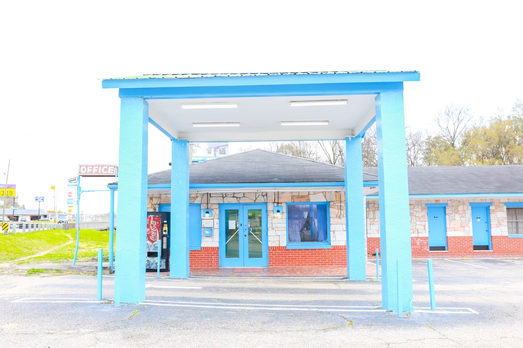 1200 W Highland Ave Selma, AL 36701 Hospitality Property for Sale on