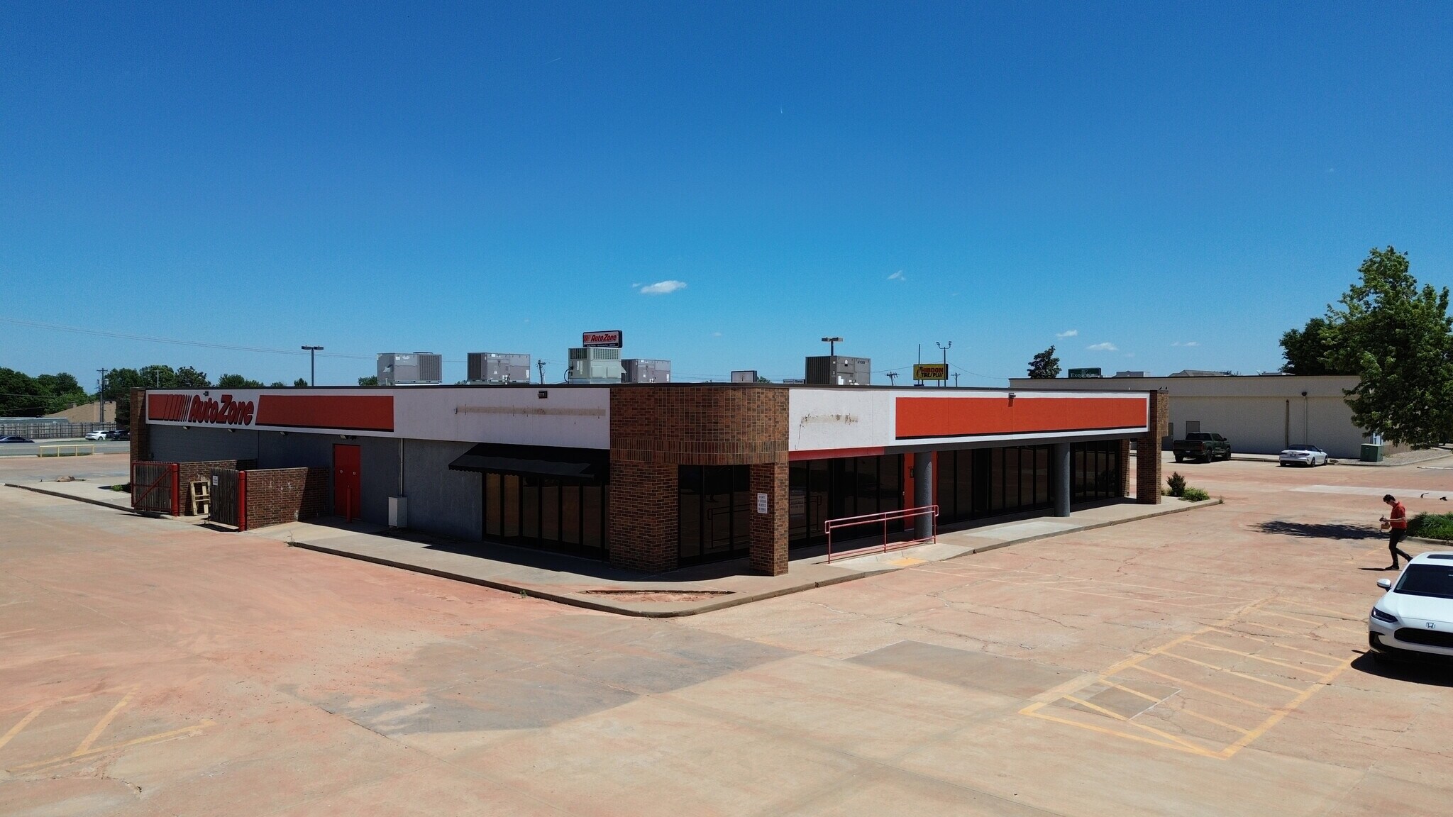6444 NW Expressway St, Oklahoma City, OK for Rent