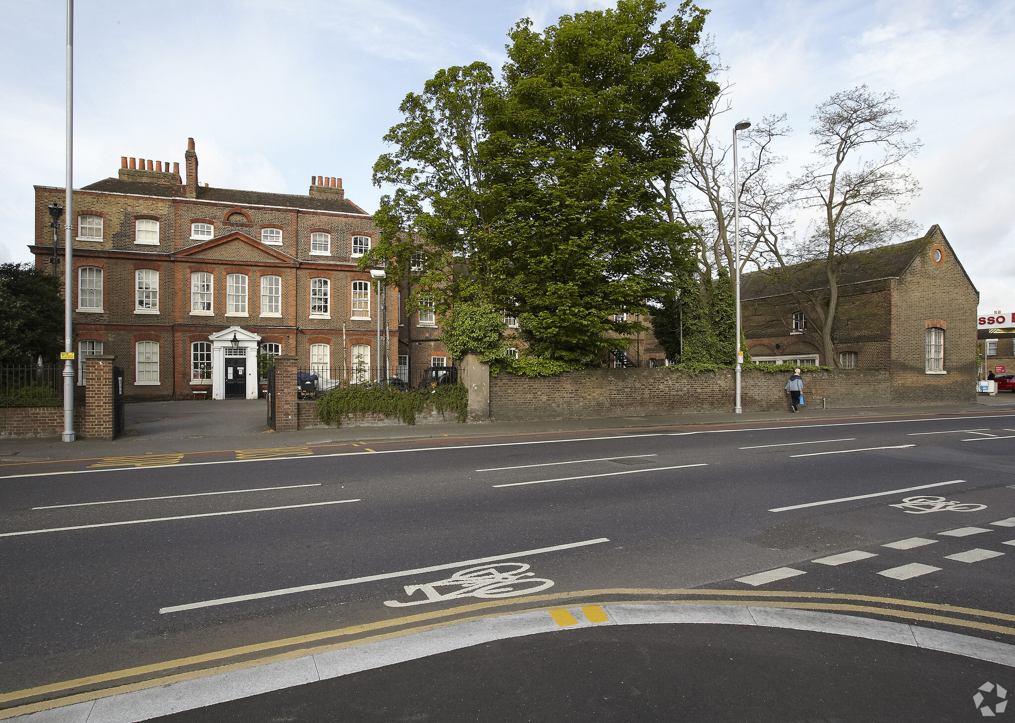 398-398A Hoe St, London, LND for Rent