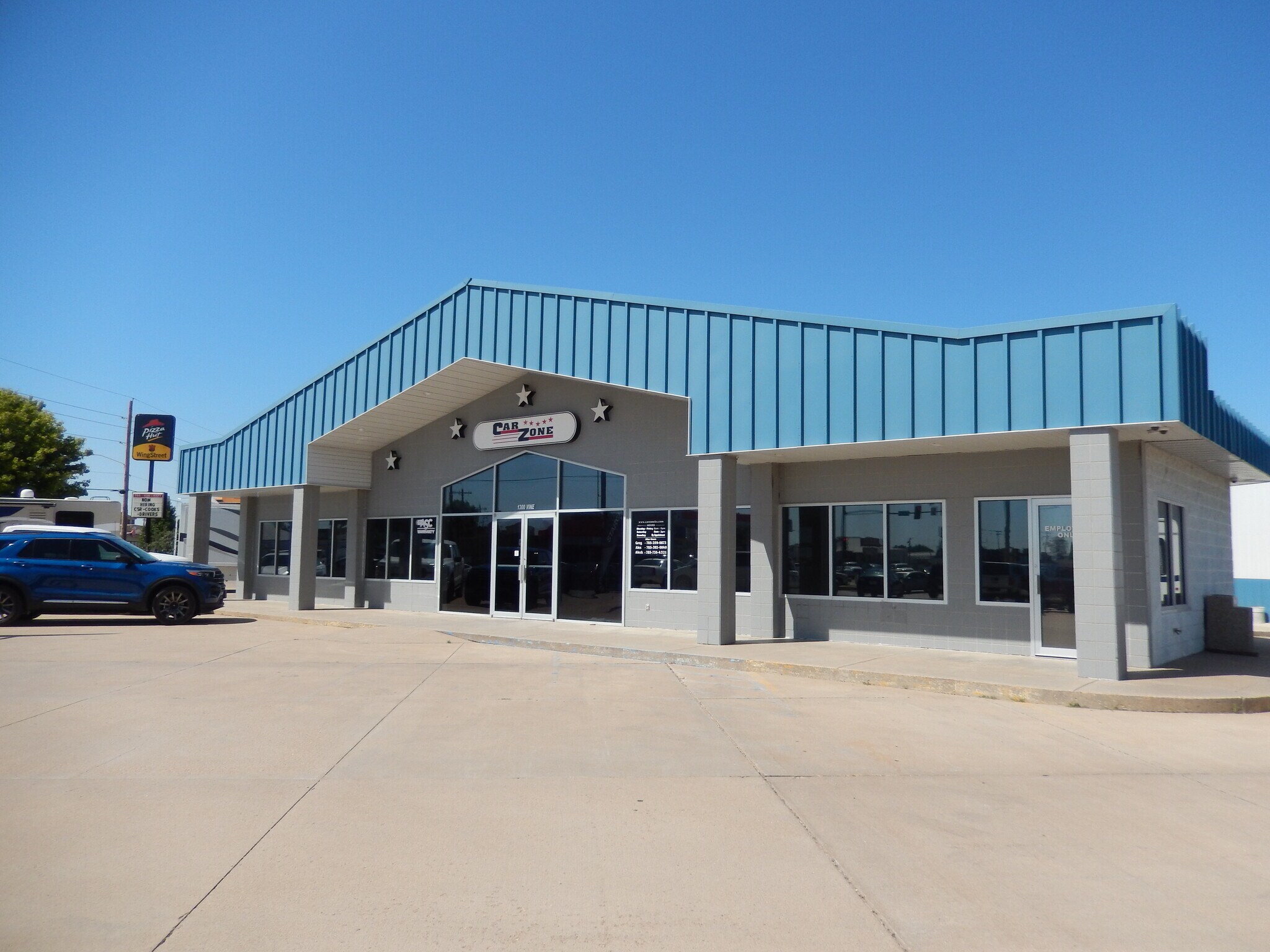 1300 Vine St Hays, KS 67601 Retail Property for Sale on