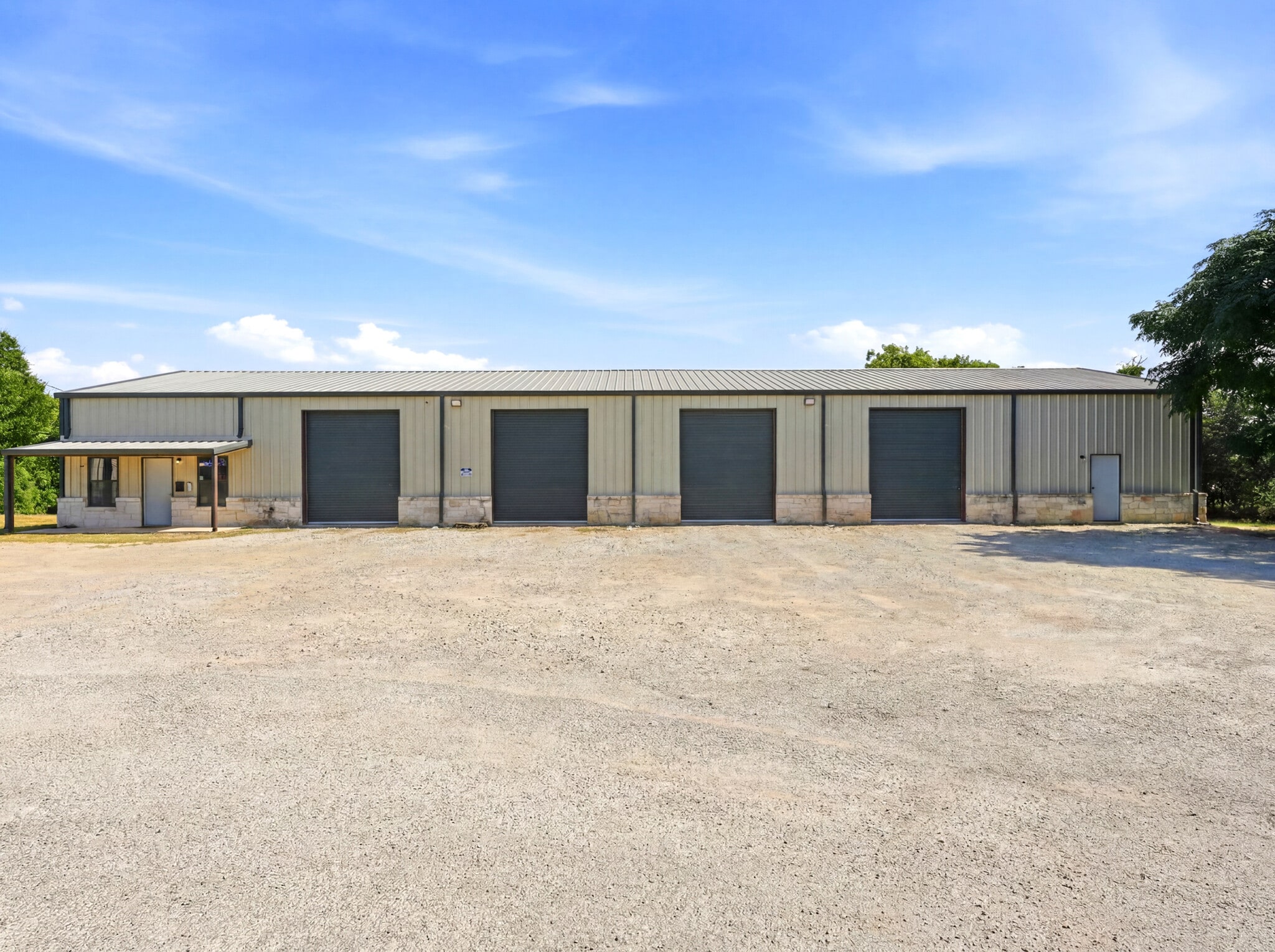 117 Business Dr W, Kerrville, TX for Sale