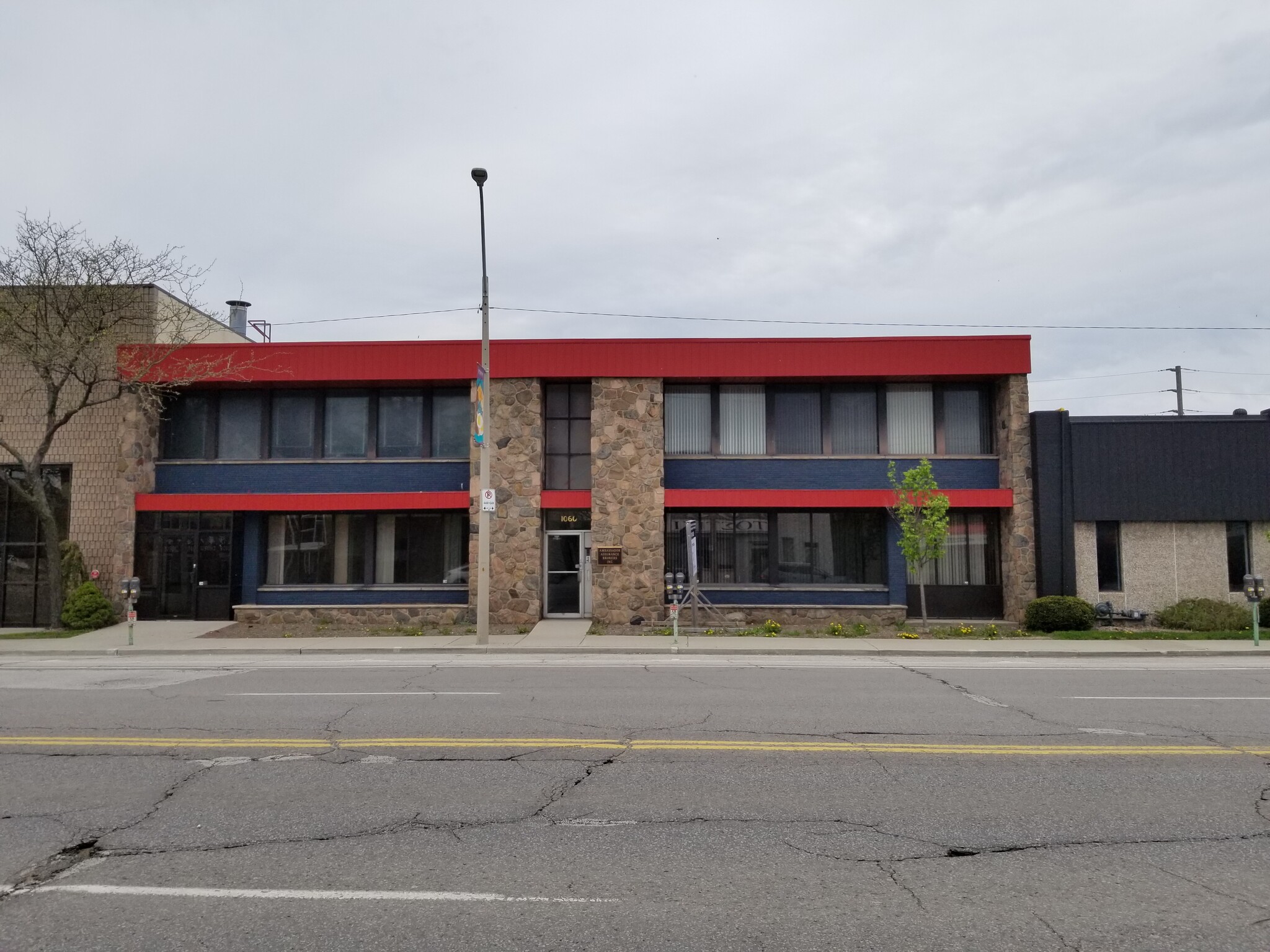 1050-1070 University Av W, Windsor, ON for Rent