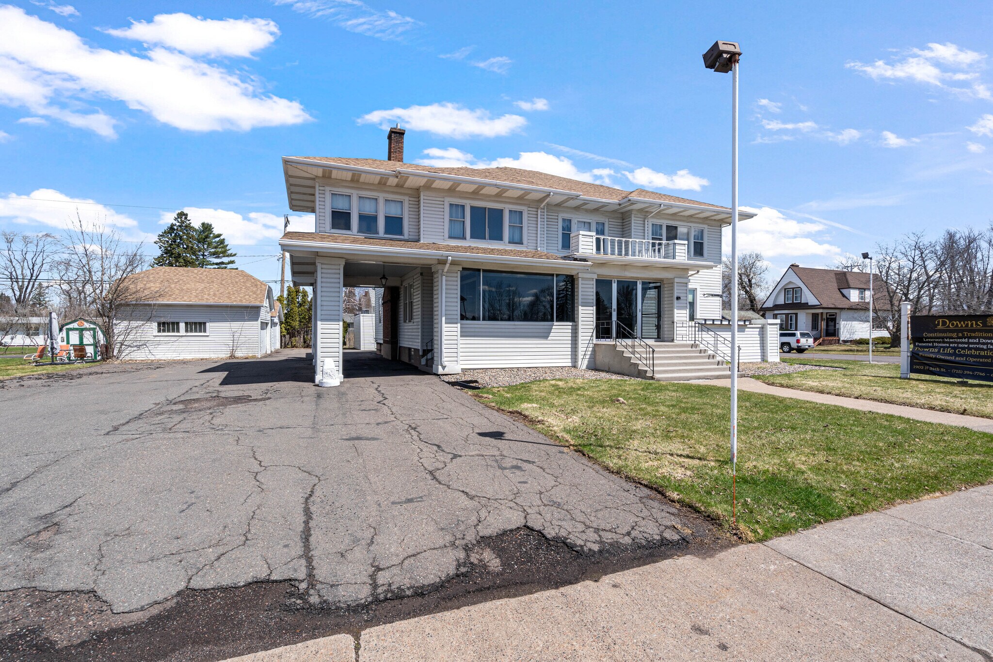 1209 E 5th St, Superior, WI for Sale