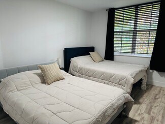 Aventura, FL undefined - 19555 E Country Club Dr