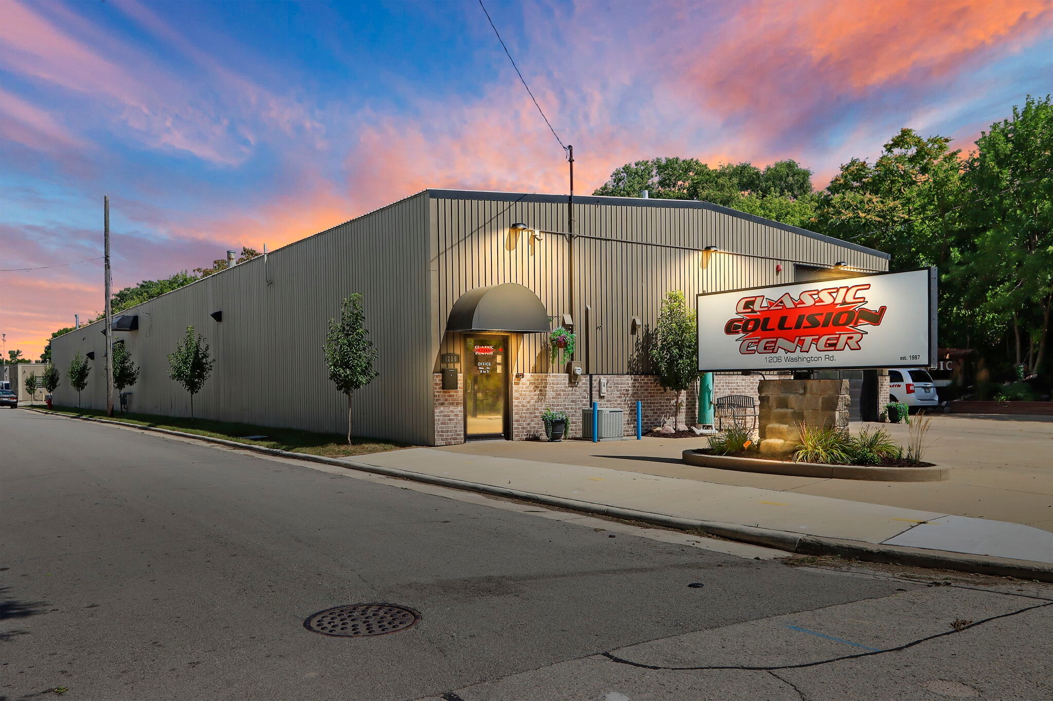 1206 Washington Rd, Kenosha, WI for Sale