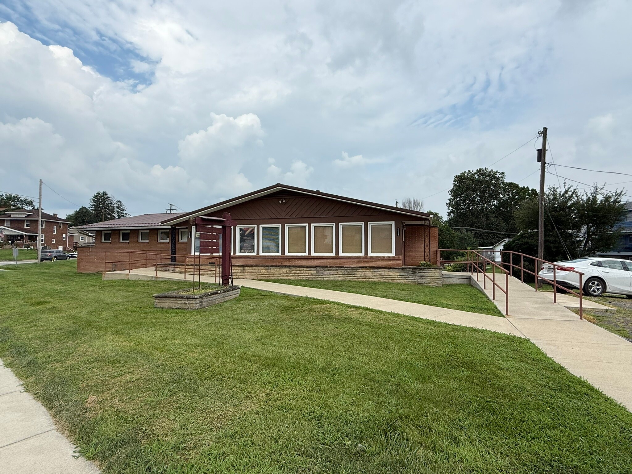 1117 Clark St, Cambridge, OH for Sale