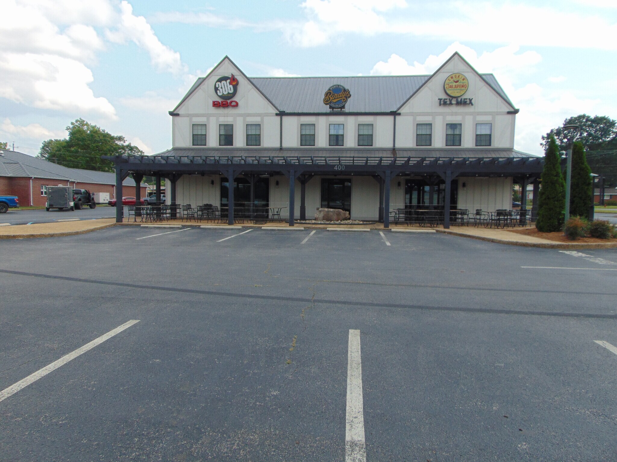 400 Avalon Ave, Muscle Shoals, AL for Sale
