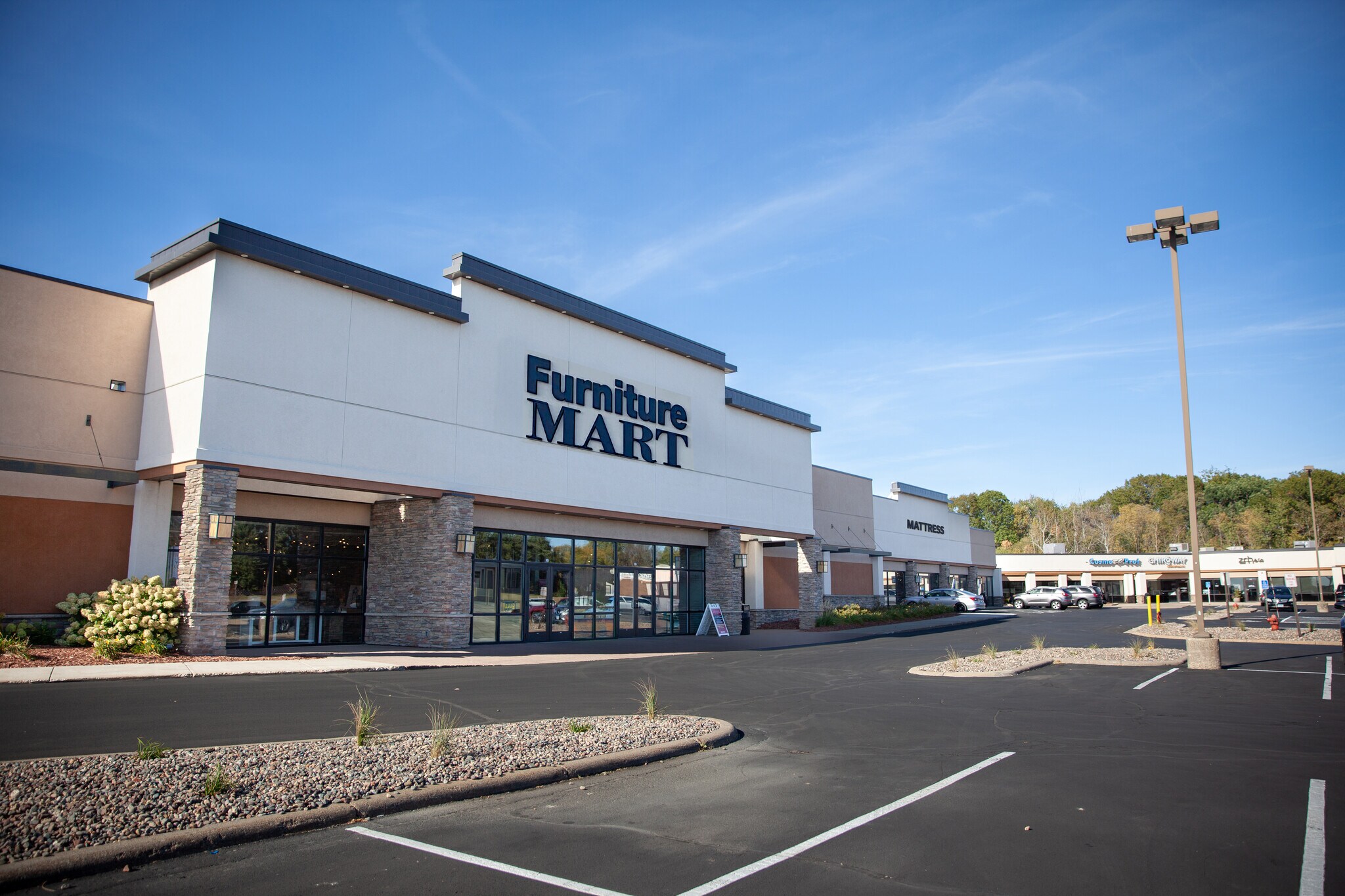 14240-14290 Plymouth Ave, Burnsville, MN for Sale