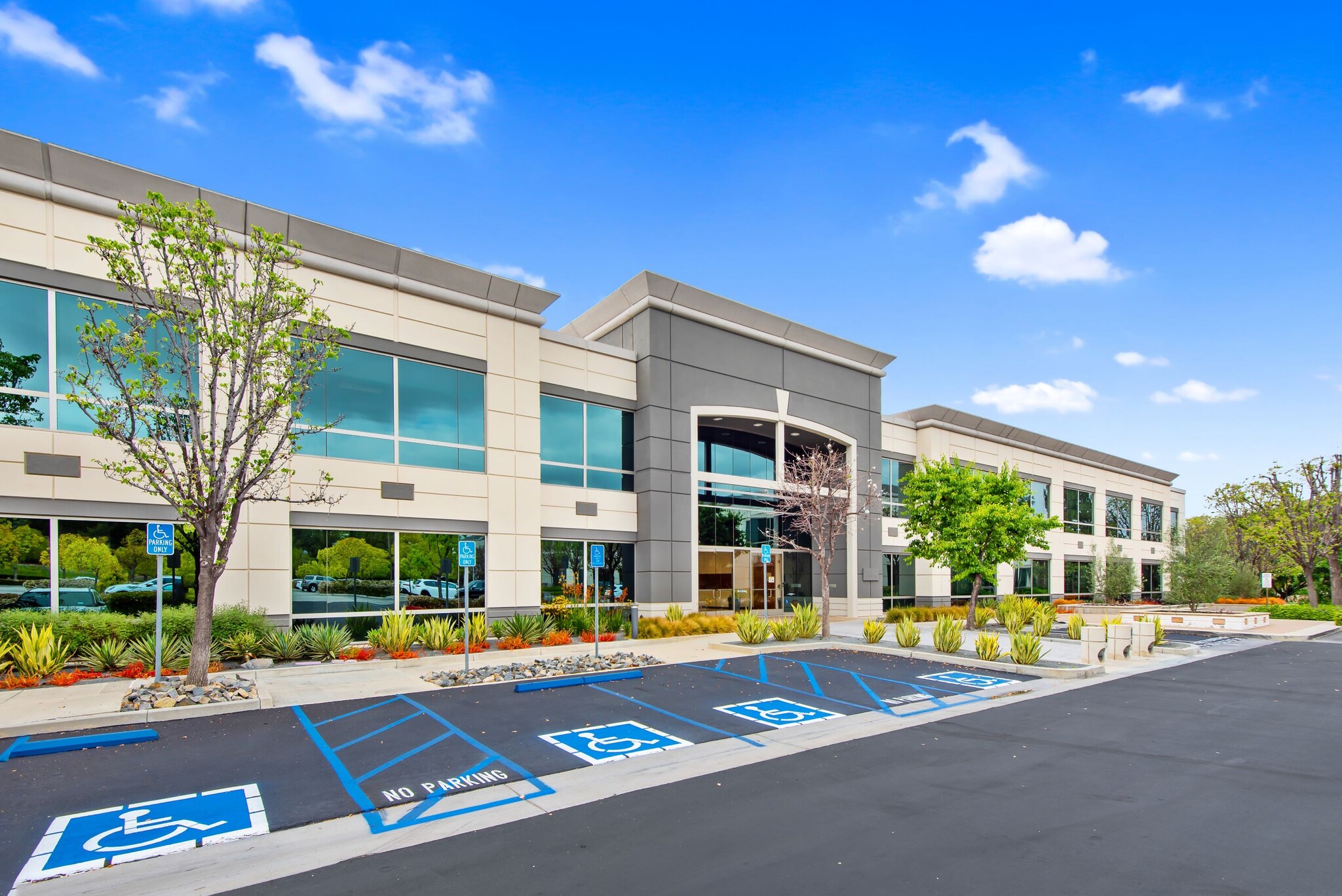31111 Agoura Rd, Westlake Village, CA for Rent