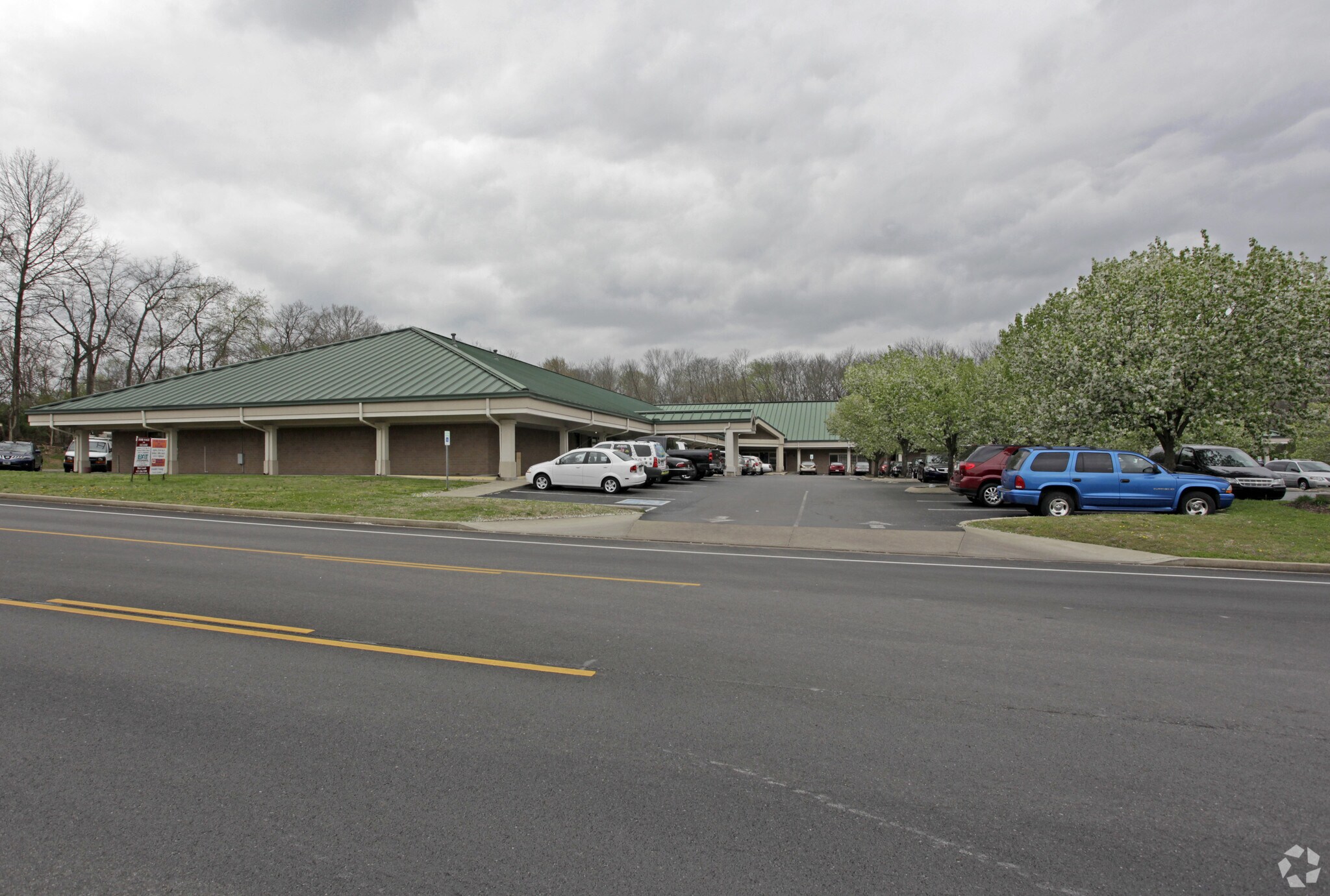 1001-1045 N Highland Ave, Murfreesboro, TN for Rent