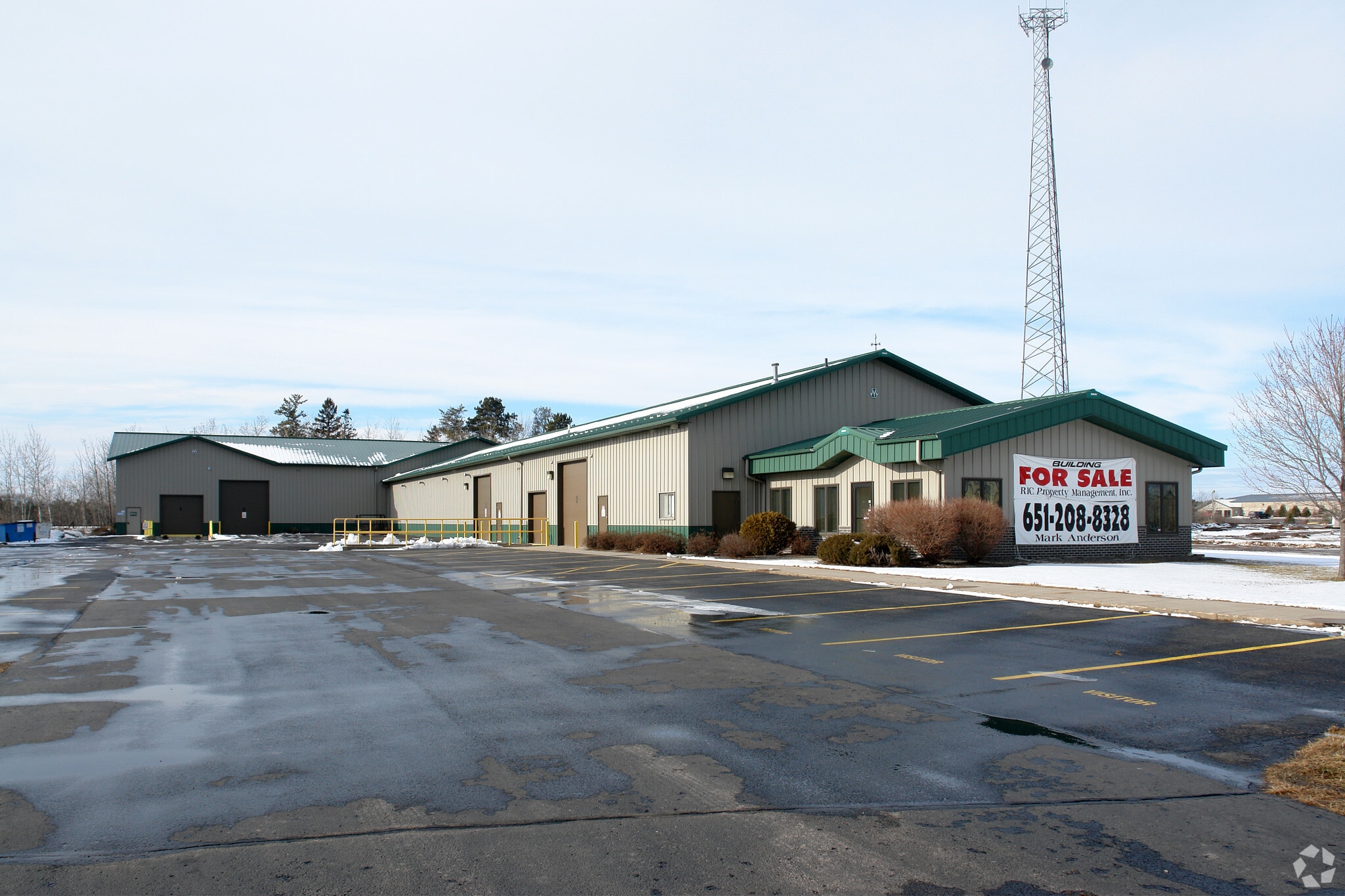 459 Dual Blvd W, Isanti, MN for Rent