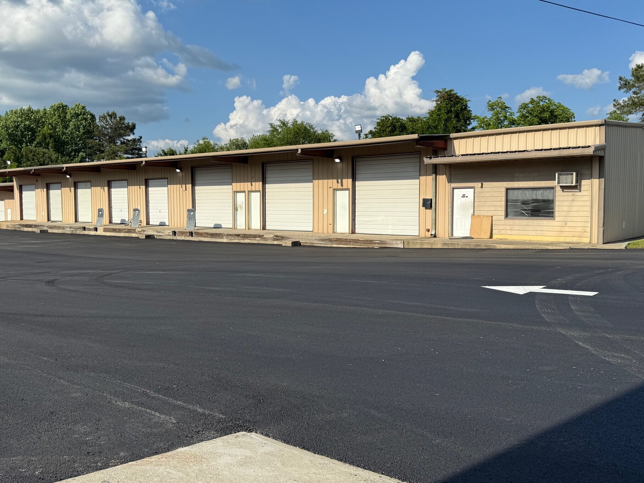2124 Frederick Rd, Opelika, AL for Rent