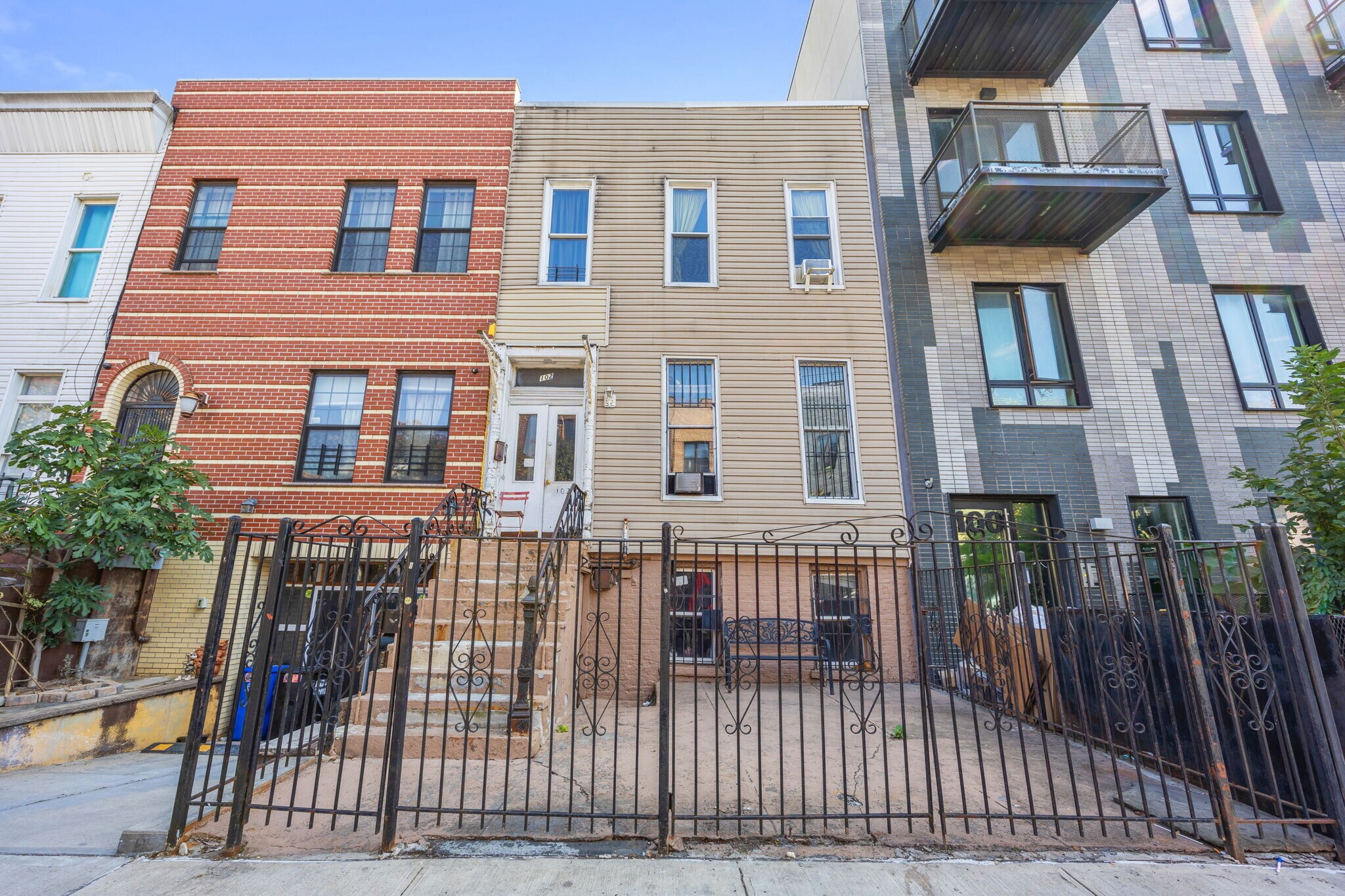 102 Himrod St Brooklyn, NY 11221 MultiFamily Property for Sale on