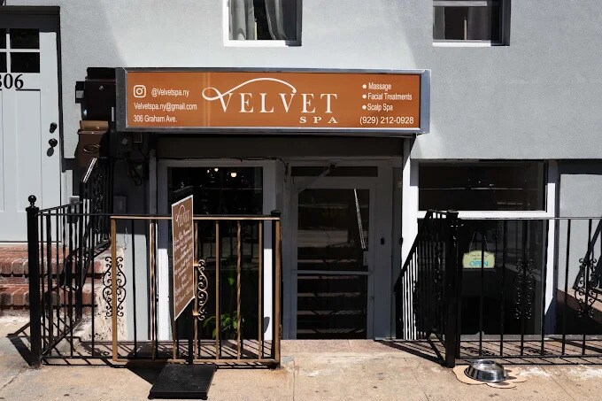 306 Graham Ave, Brooklyn, NY for Rent