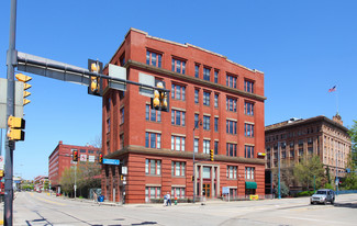 Pittsburgh, PA Office, Retail - 125 W Station Square Dr