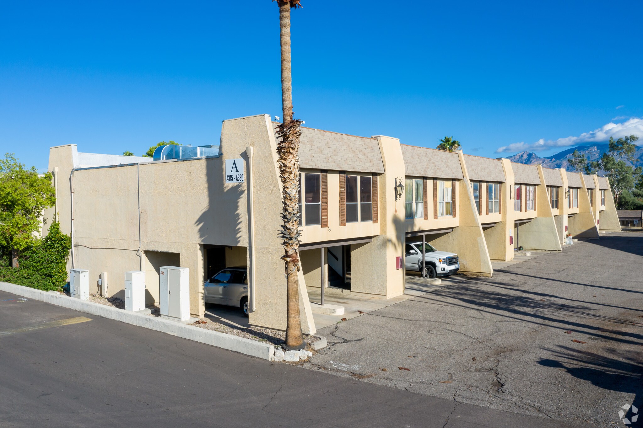 1620 N Wilmot Rd, Tucson, AZ for Sale