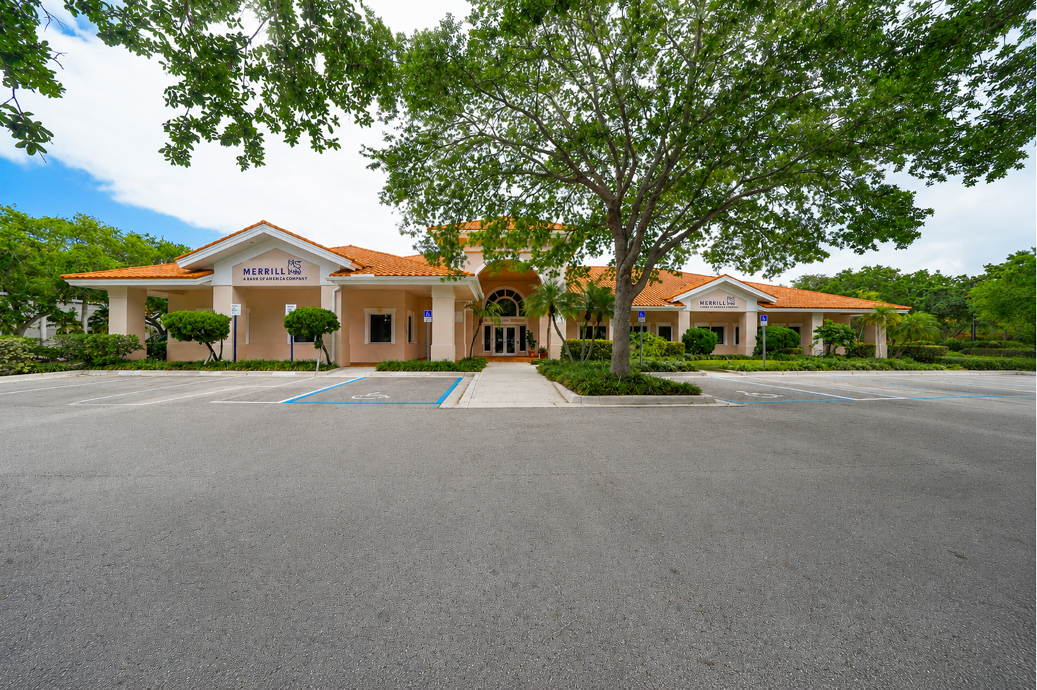 2301 SE Monterey Rd, Stuart, FL for Sale