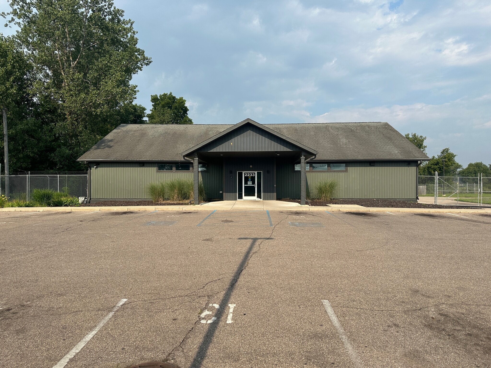 2233 N Burdick St, Kalamazoo, MI for Sale