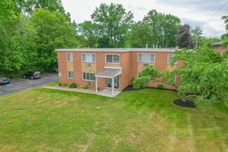 Wickliffe, OH Apartments - 30600 Euclid Ave