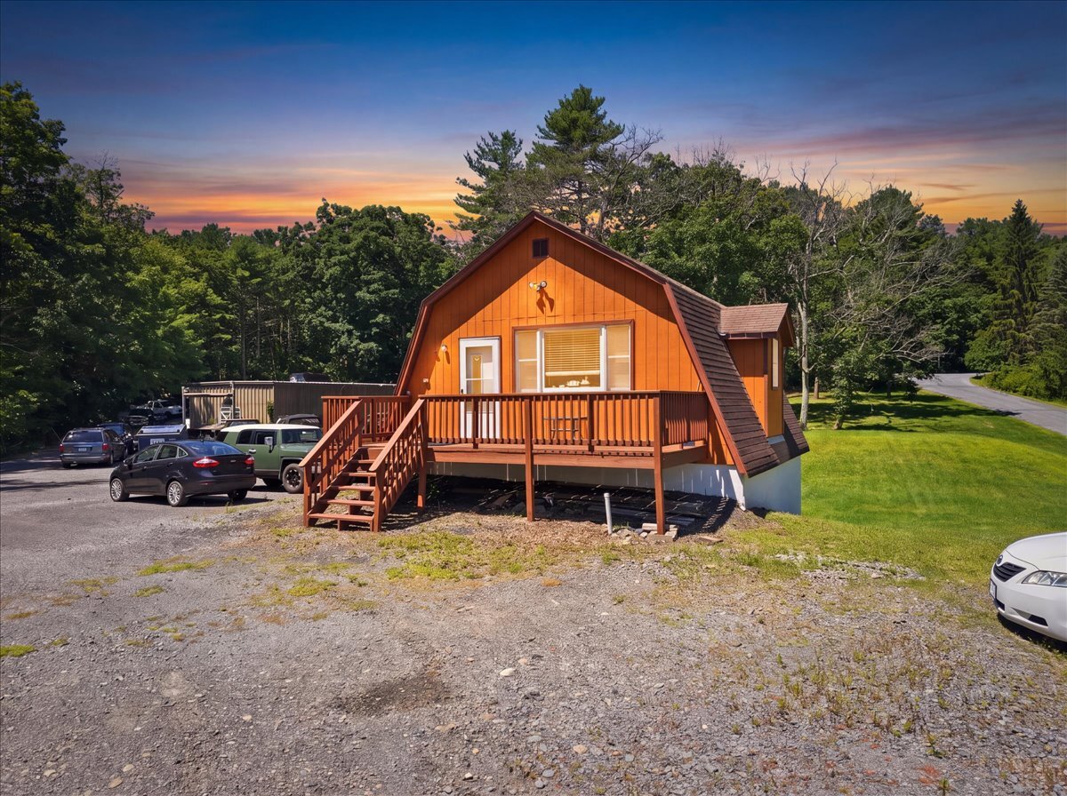 111 Mountain Springs Rd, Milford, PA for Sale