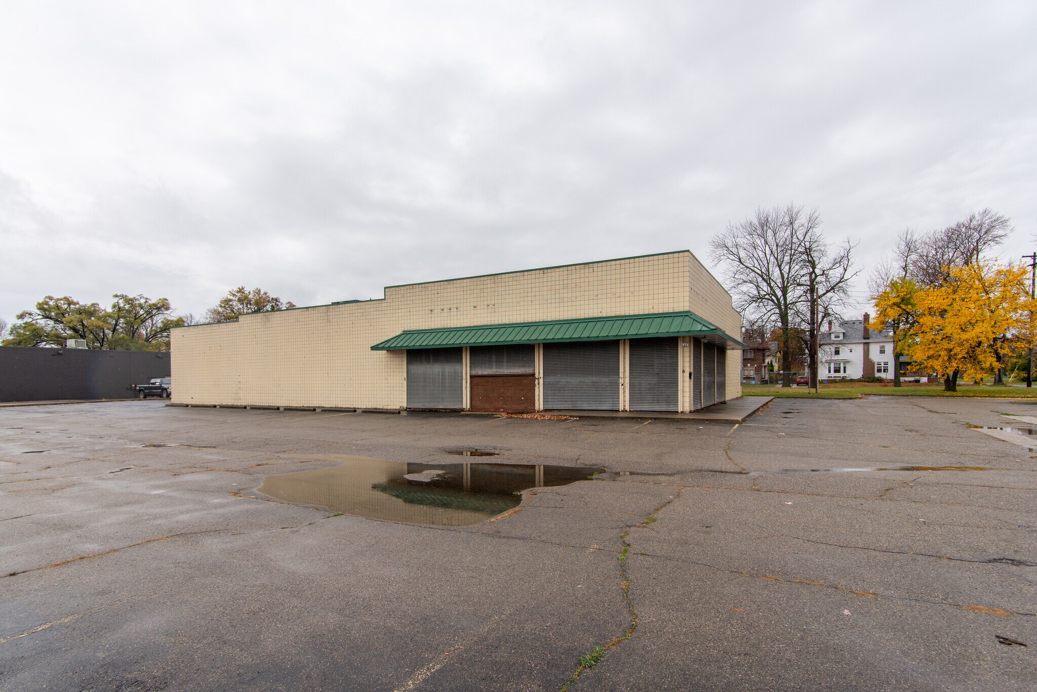 1115 Genesee ave, Saginaw, MI for Sale