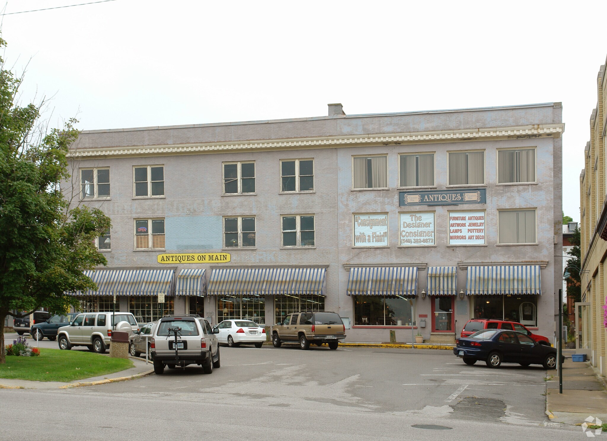 4 W Main St, Christiansburg, VA for Rent
