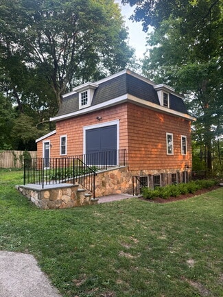 Boston, MA Showroom - 8 Pine St