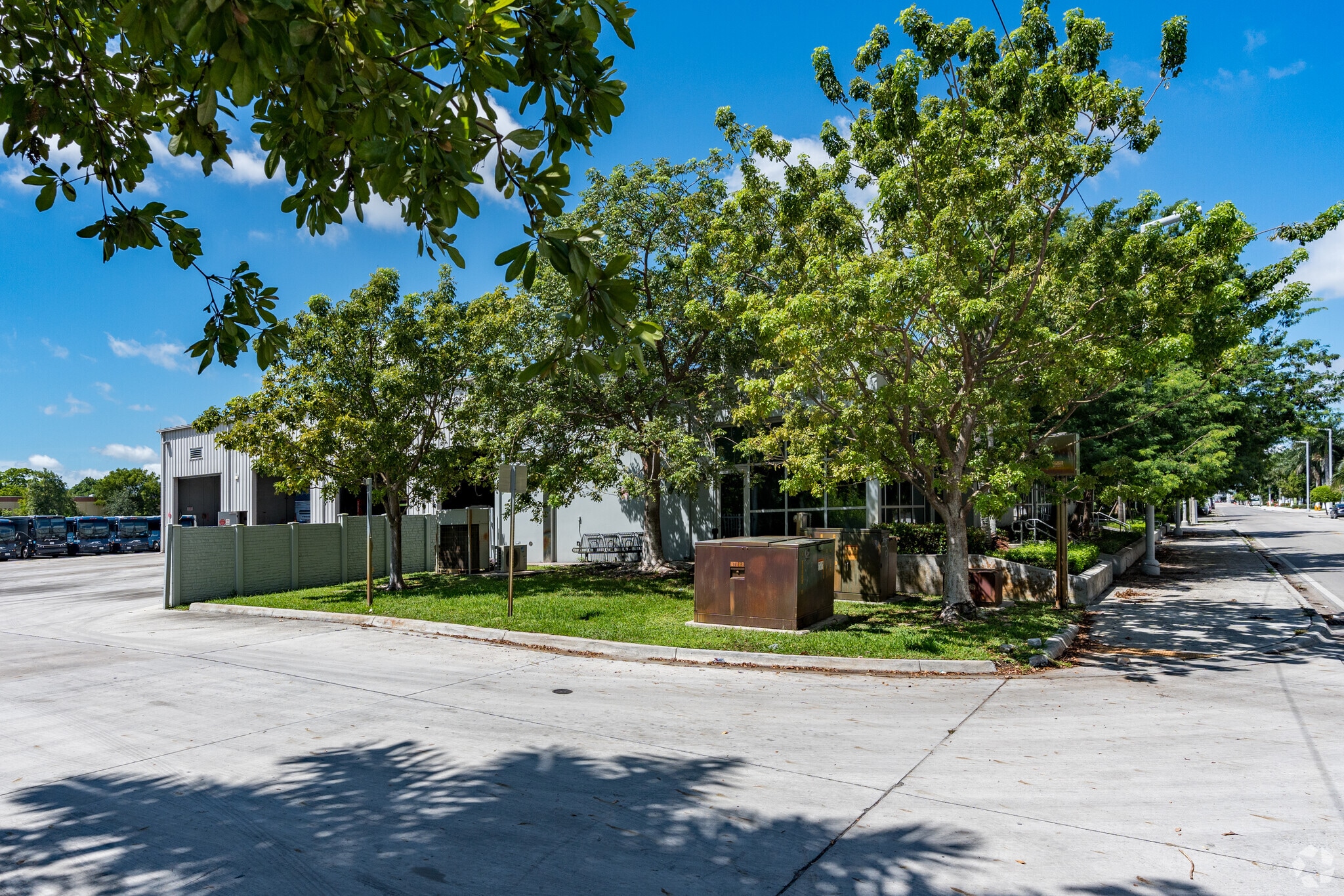 3486 NW 25th St, Miami, FL for Rent