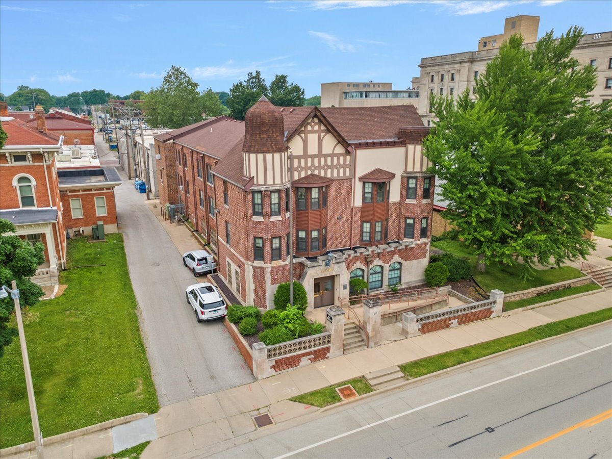 615 S 2nd St, Springfield, IL for Sale