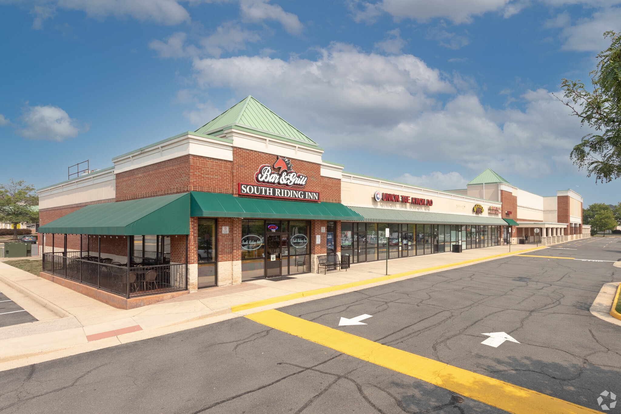S Riding Blvd @ Peacock Market Pl, Chantilly, VA for Rent