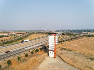 Merced, CA Commercial - Campus Pky