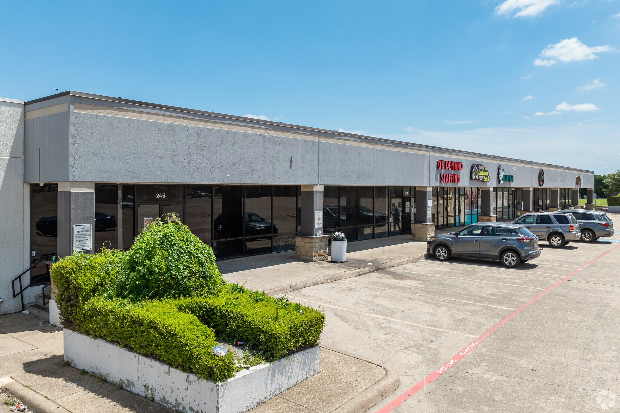 4107 W Camp Wisdom Rd, Dallas, TX for Sale