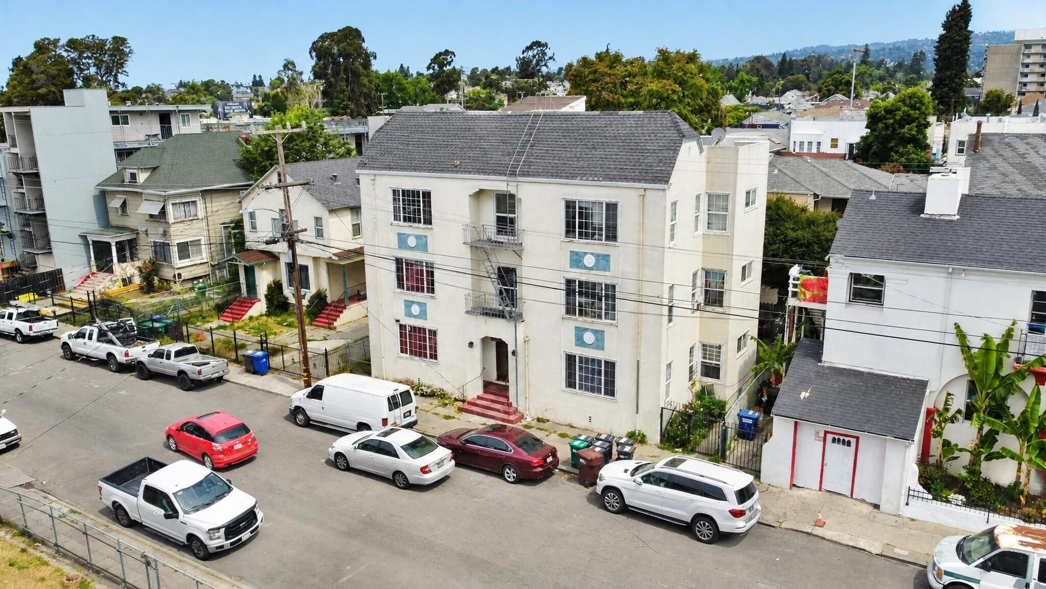 3040 E 19th St, Oakland, CA for Sale