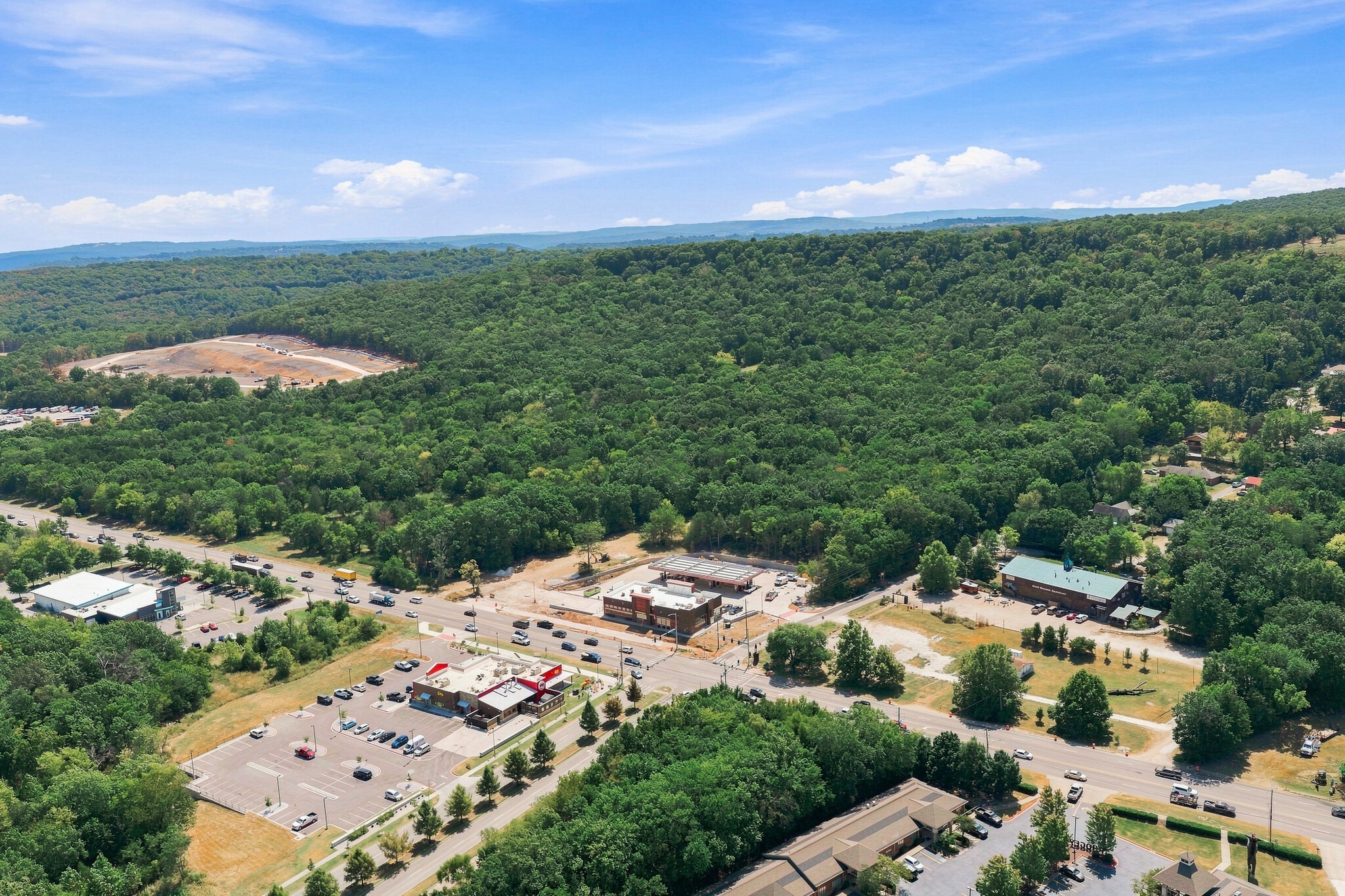 4005 W Martin Luther King Jr Blvd, Fayetteville, AR for Sale
