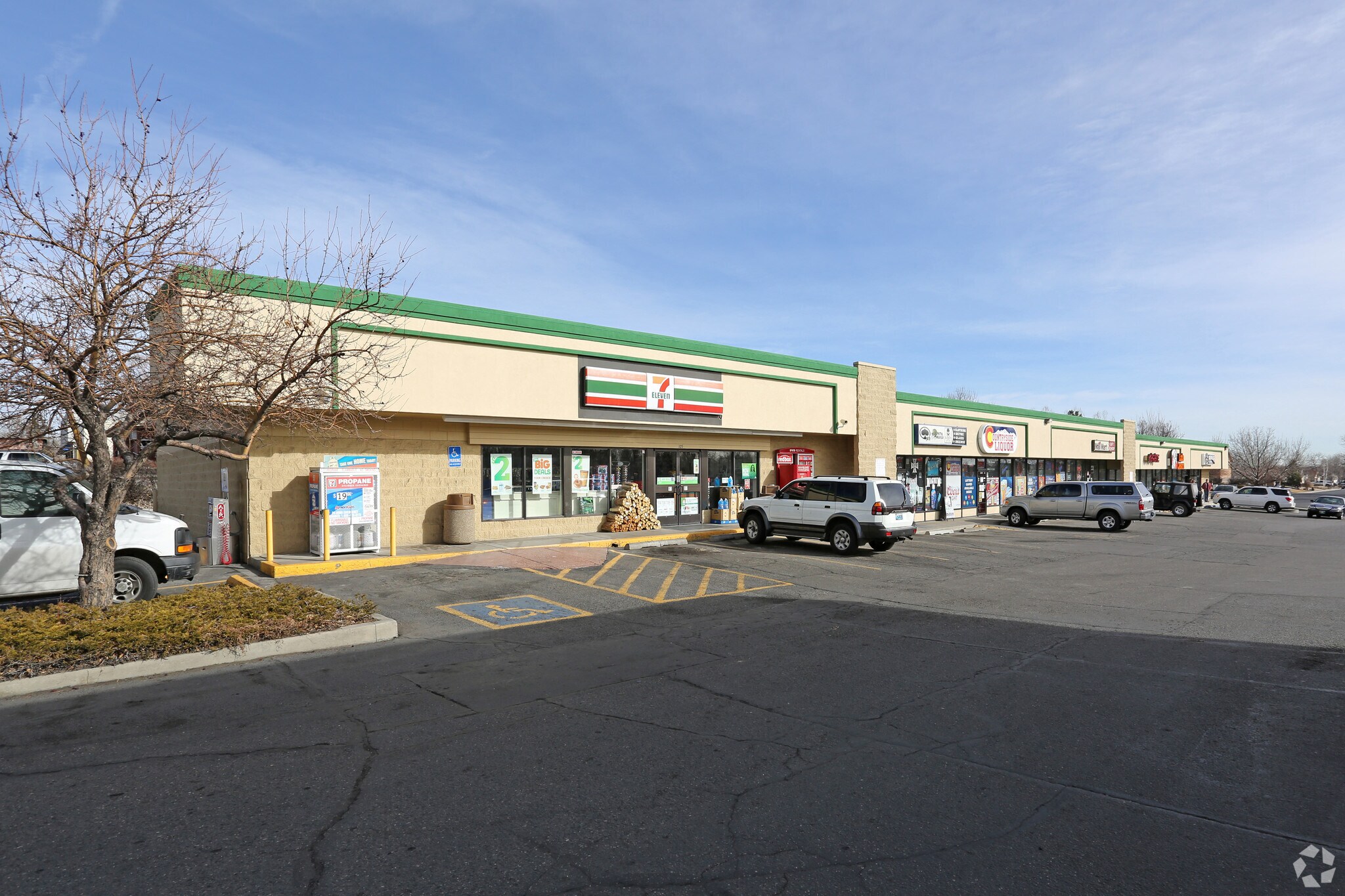 105-137 E 37th St, Loveland, CO for Rent