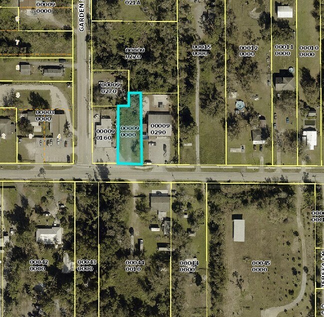 1311 Laurel Dr, North Fort Myers, FL for Sale