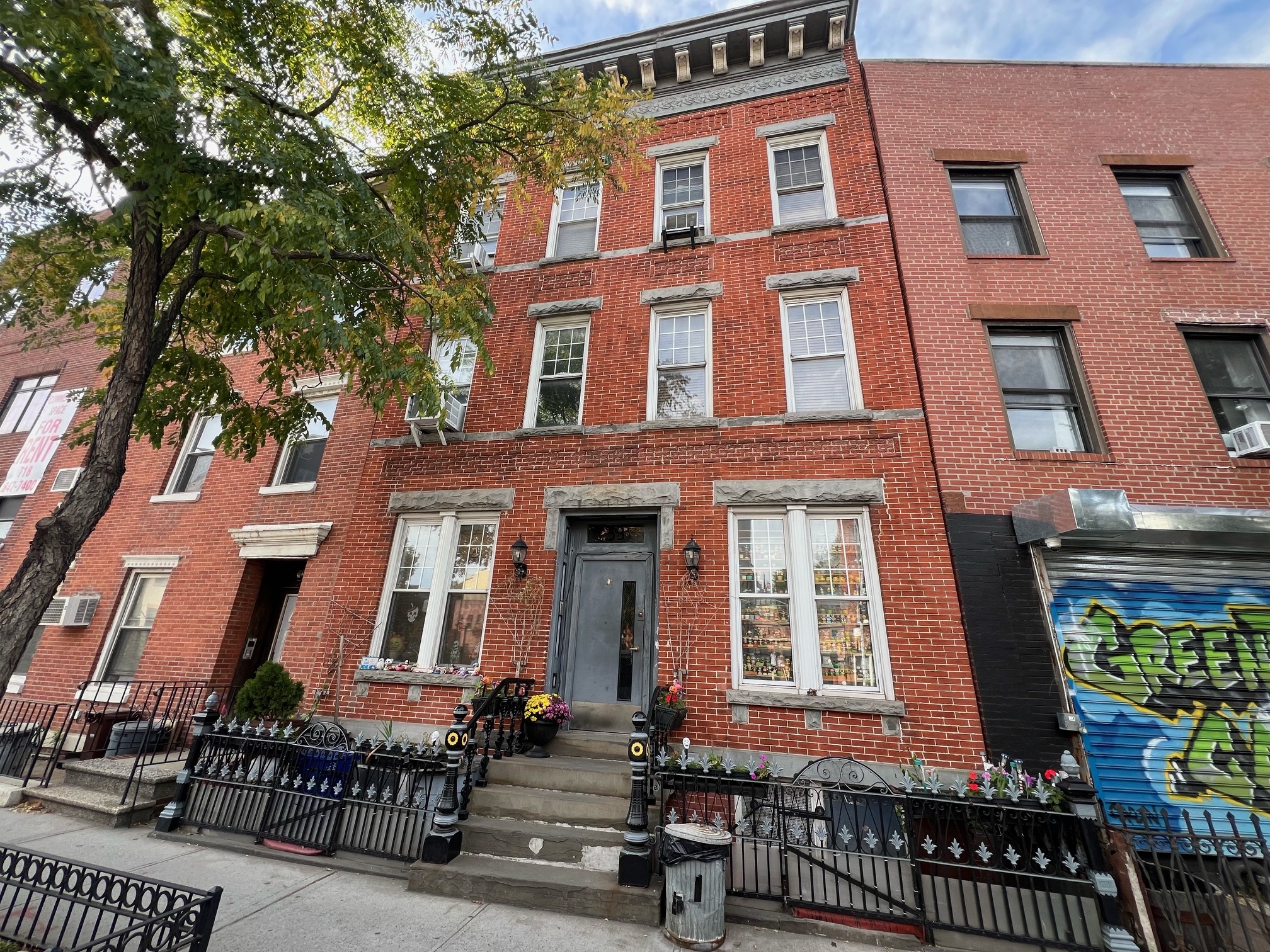 53 Franklin St, Brooklyn, NY for Sale