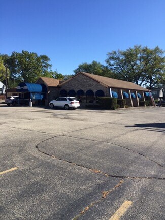Fox Lake, IL undefined - 88 E Grand Ave